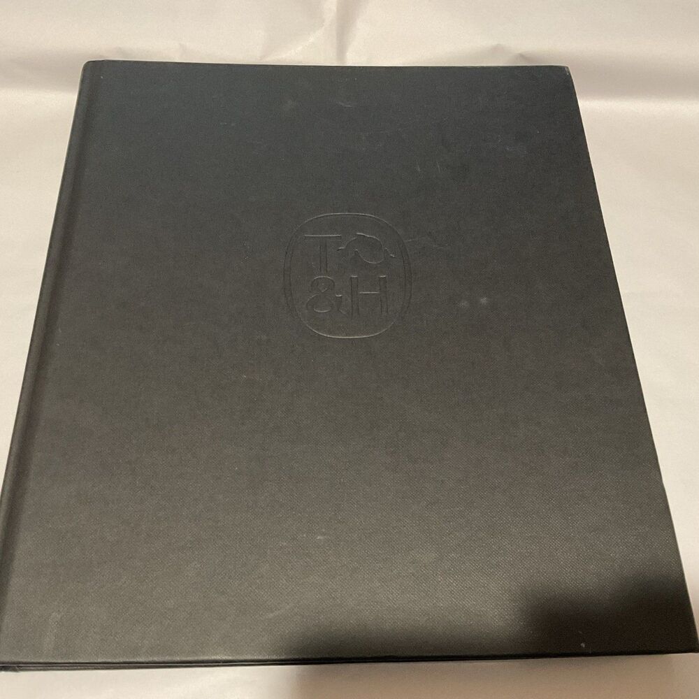 CHANEL COLLECTIONS AND CREATIONS HARDCOVER BOOK DANIELE BOTT